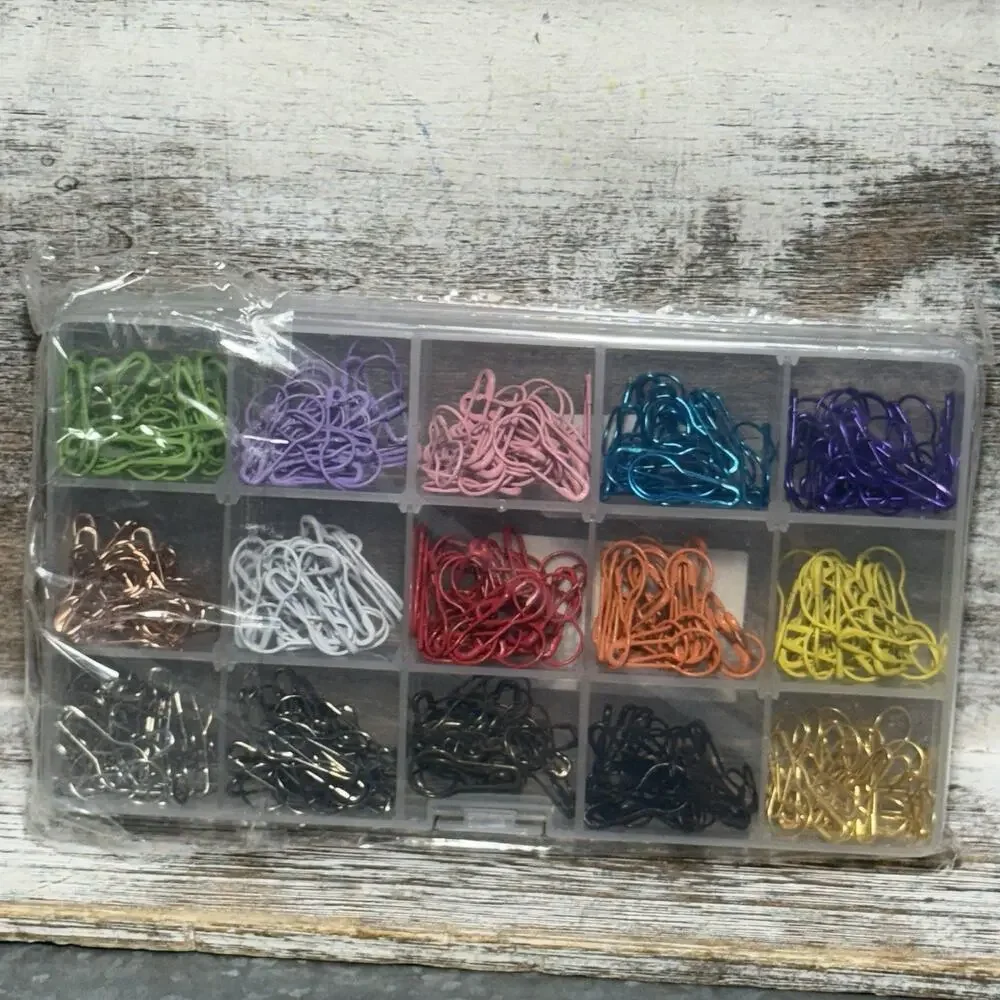 Unbranded Calabash Pins, 450 Pieces, 15 Assortment Colors With Storage Box New